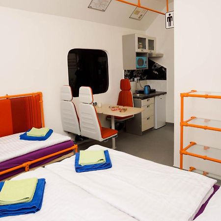 Metro Apartment Prague By Main Train And Bus Station Buitenkant foto