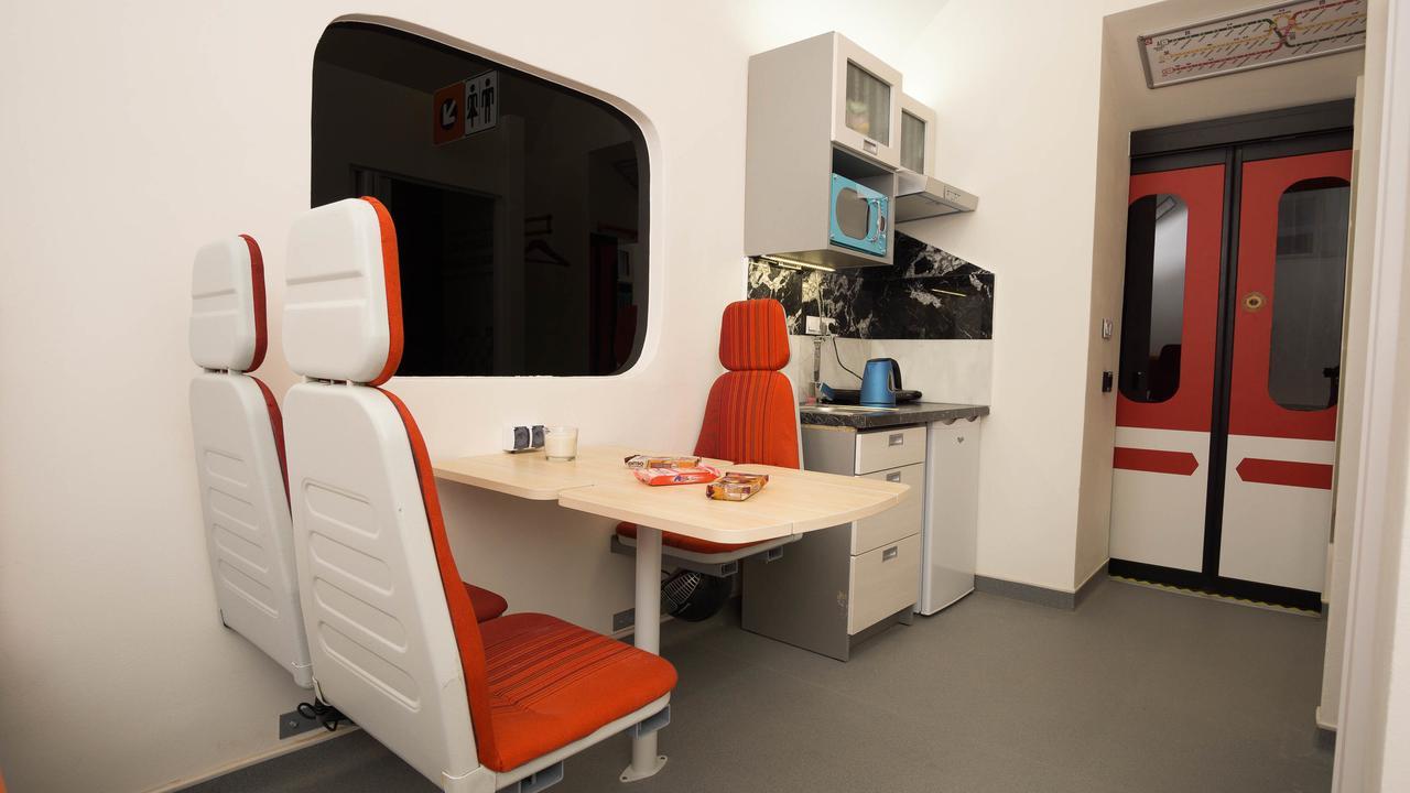 Metro Apartment Prague By Main Train And Bus Station Buitenkant foto